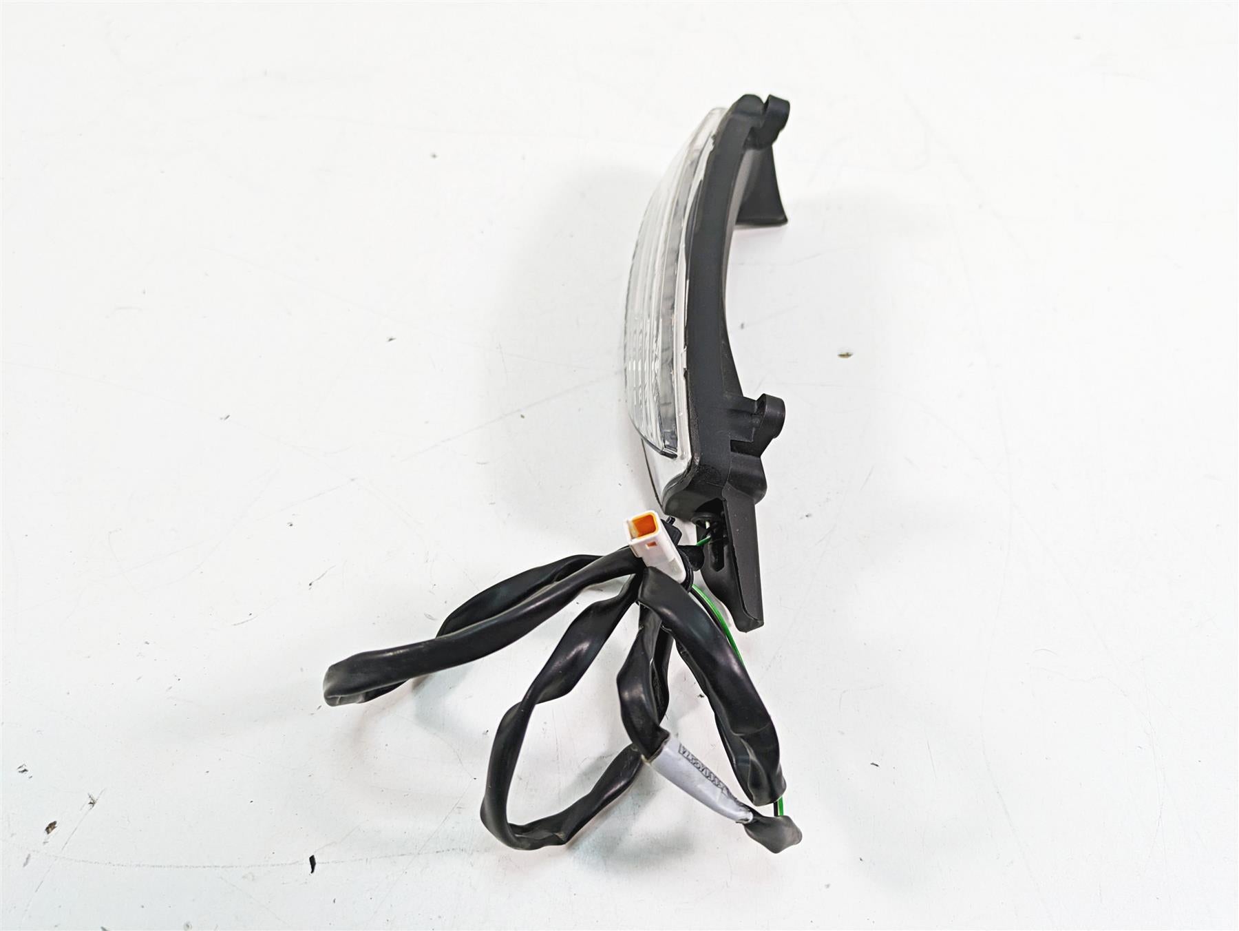 2020 Ducati Hypermotard 950 SP Right Front Blinker Turn Signal - Read 53010342A {{ shop.shopifyCountryName }} - Mototech271