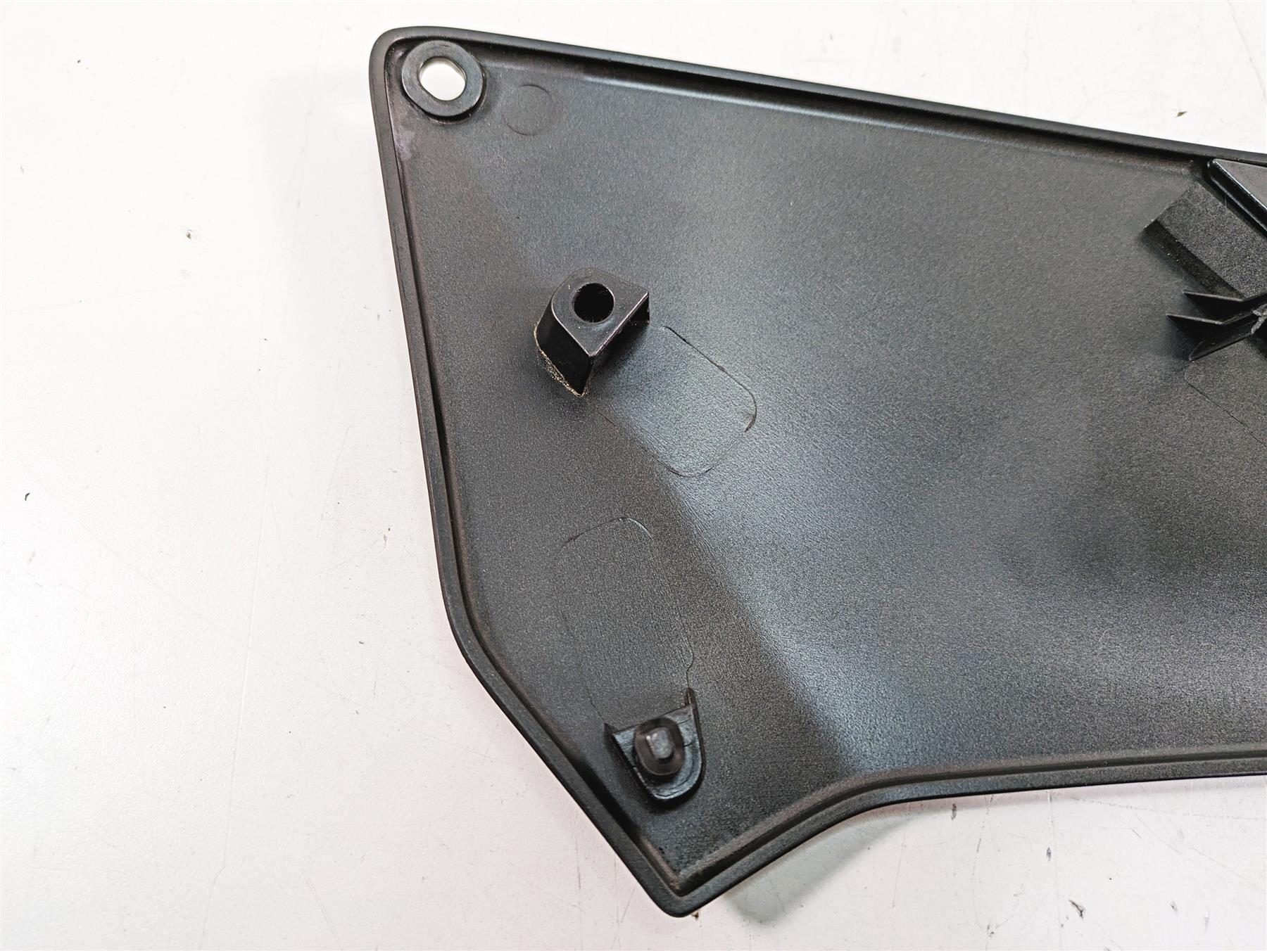 2020 Aprilia Tuono V4 Factory Left Air Duct Side Cover Fairing 2H003733000XHG {{ shop.shopifyCountryName }} - Mototech271