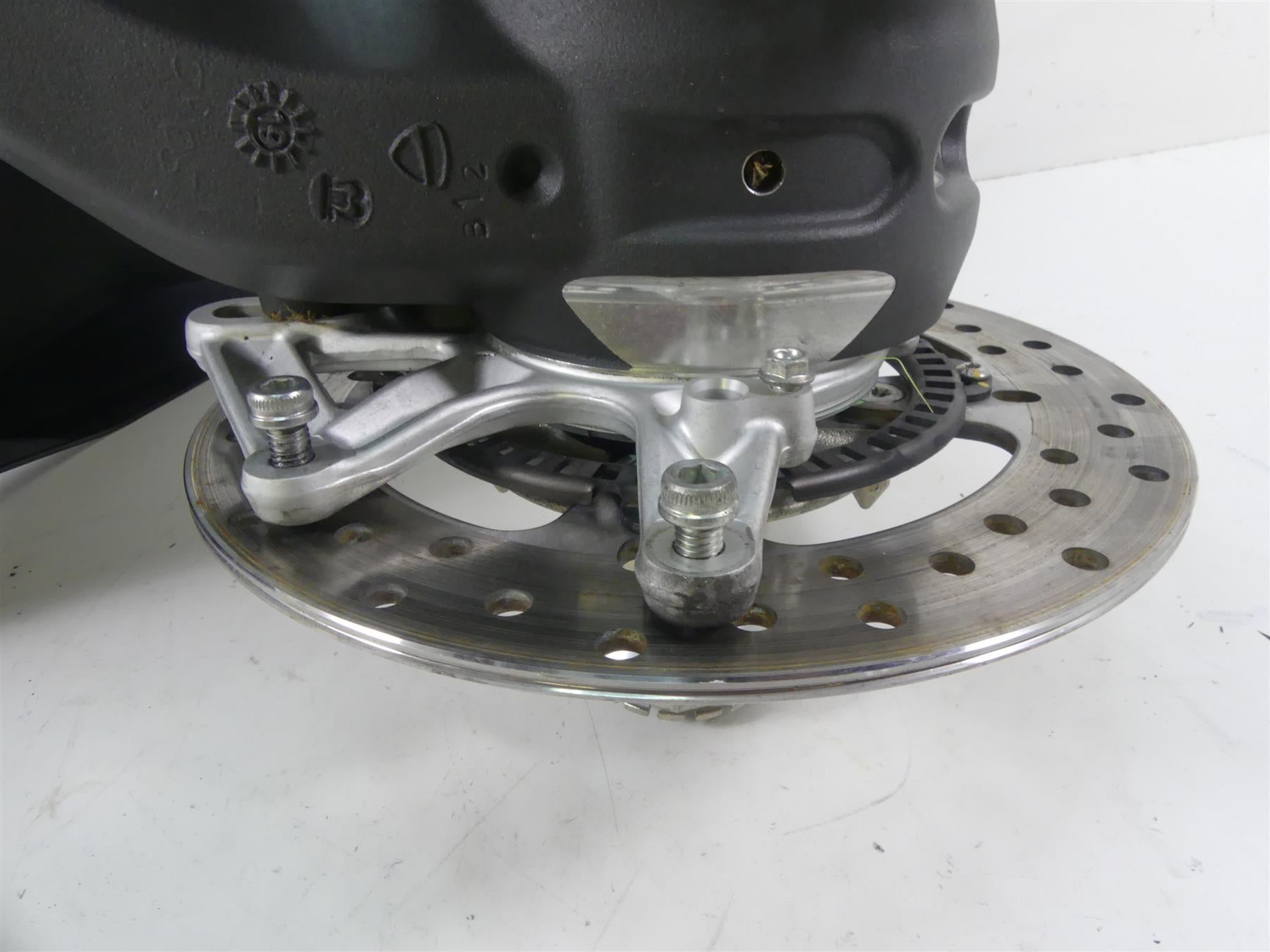 2020 Ducati Panigale V2 Rear Swingarm Axle Set 576miles 37021108BA 81920831AA {{ shop.shopifyCountryName }} - Mototech271
