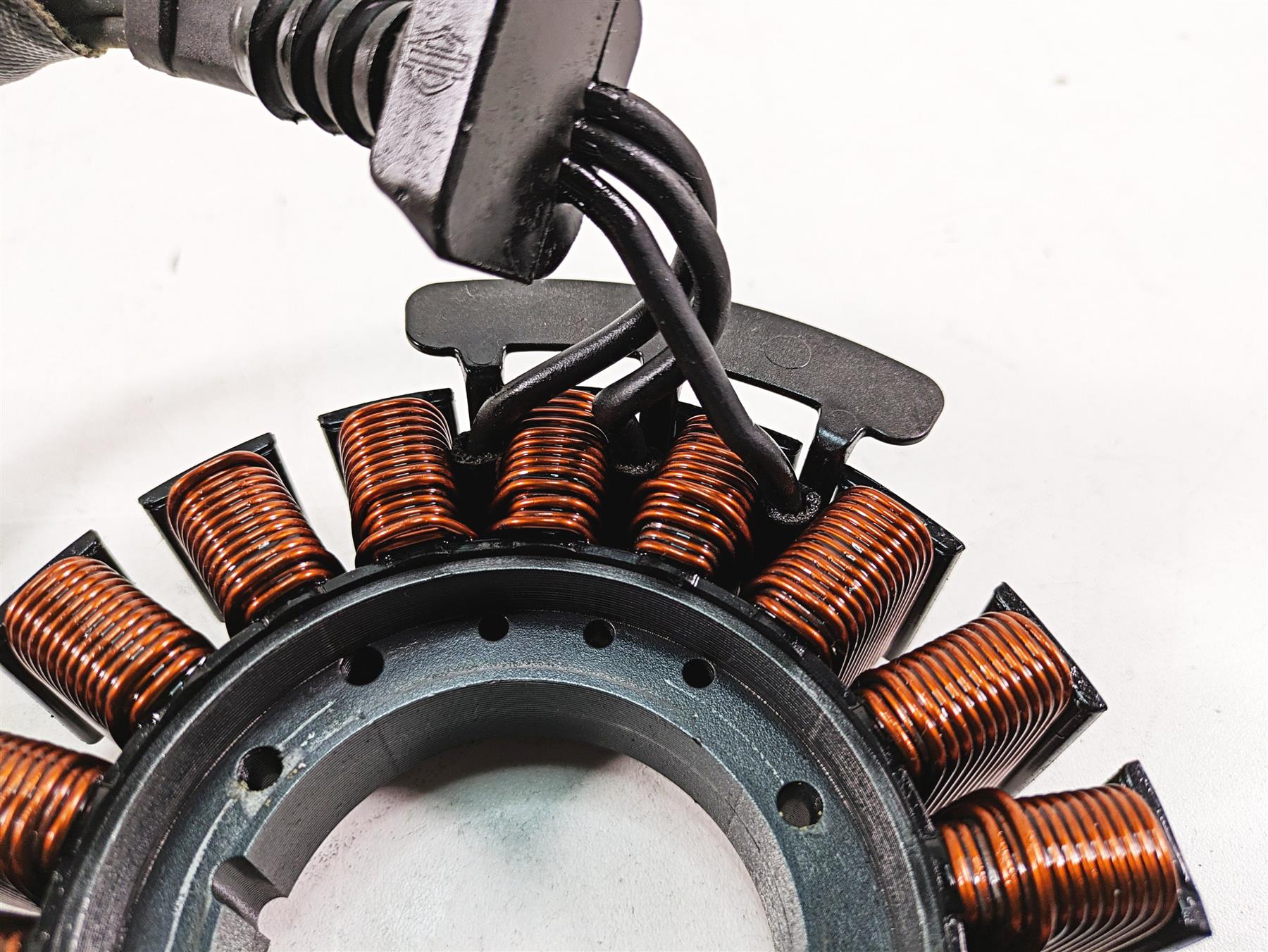 2019 Harley Touring FLHX Street Glide Stator Alternator Generator 29900042A {{ shop.shopifyCountryName }} - Mototech271