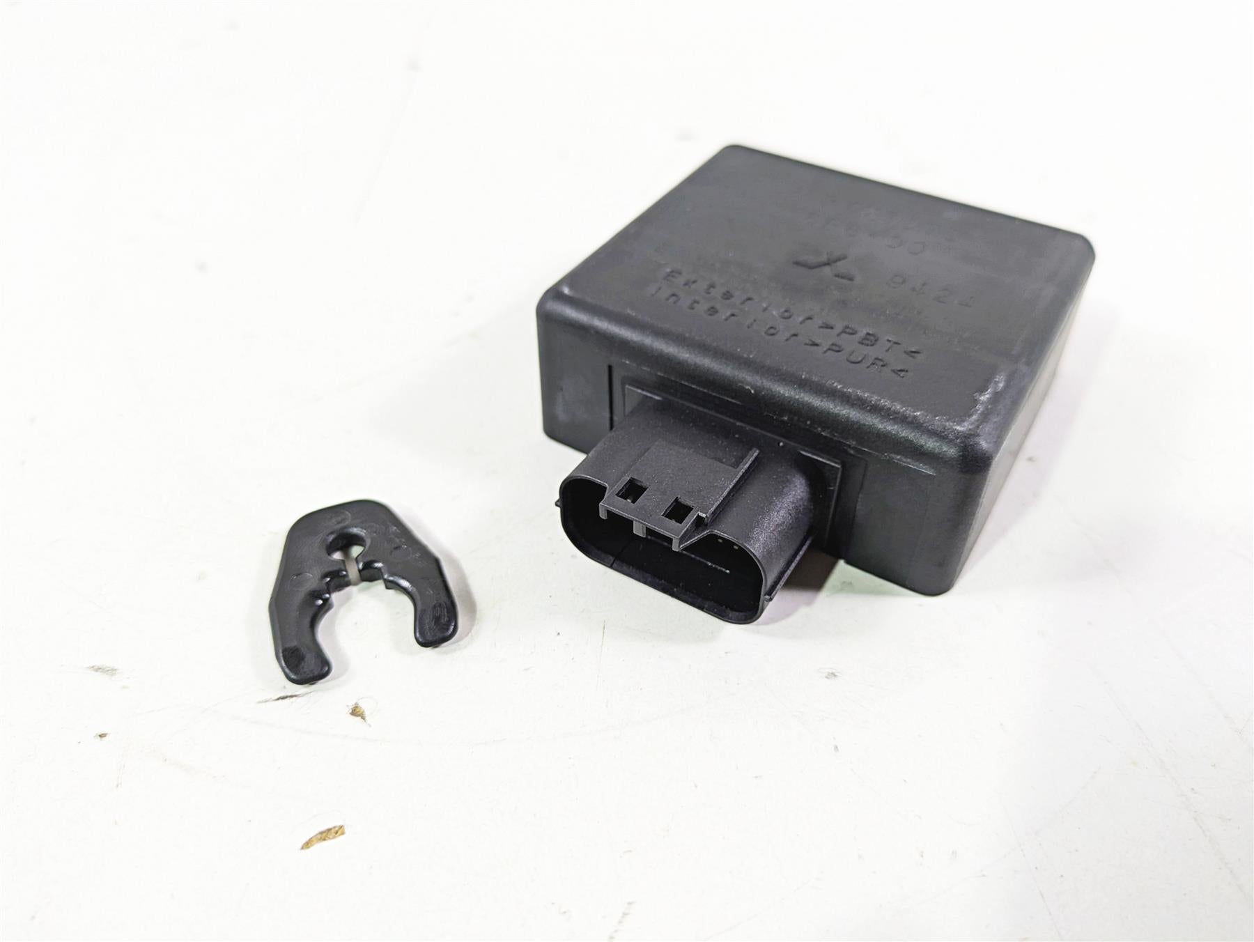 2020 Yamaha Waverunner VX1050 Deluxe Security Receiver Module 6B6-86265-00-00 {{ shop.shopifyCountryName }} - Mototech271