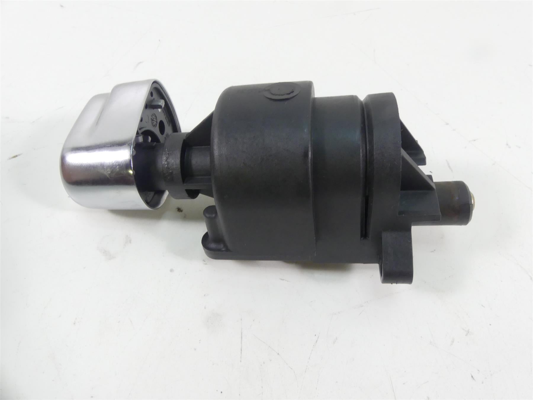 2016 Harley Touring FLTRX Road Glide Ignition Switch Key Fork Lock