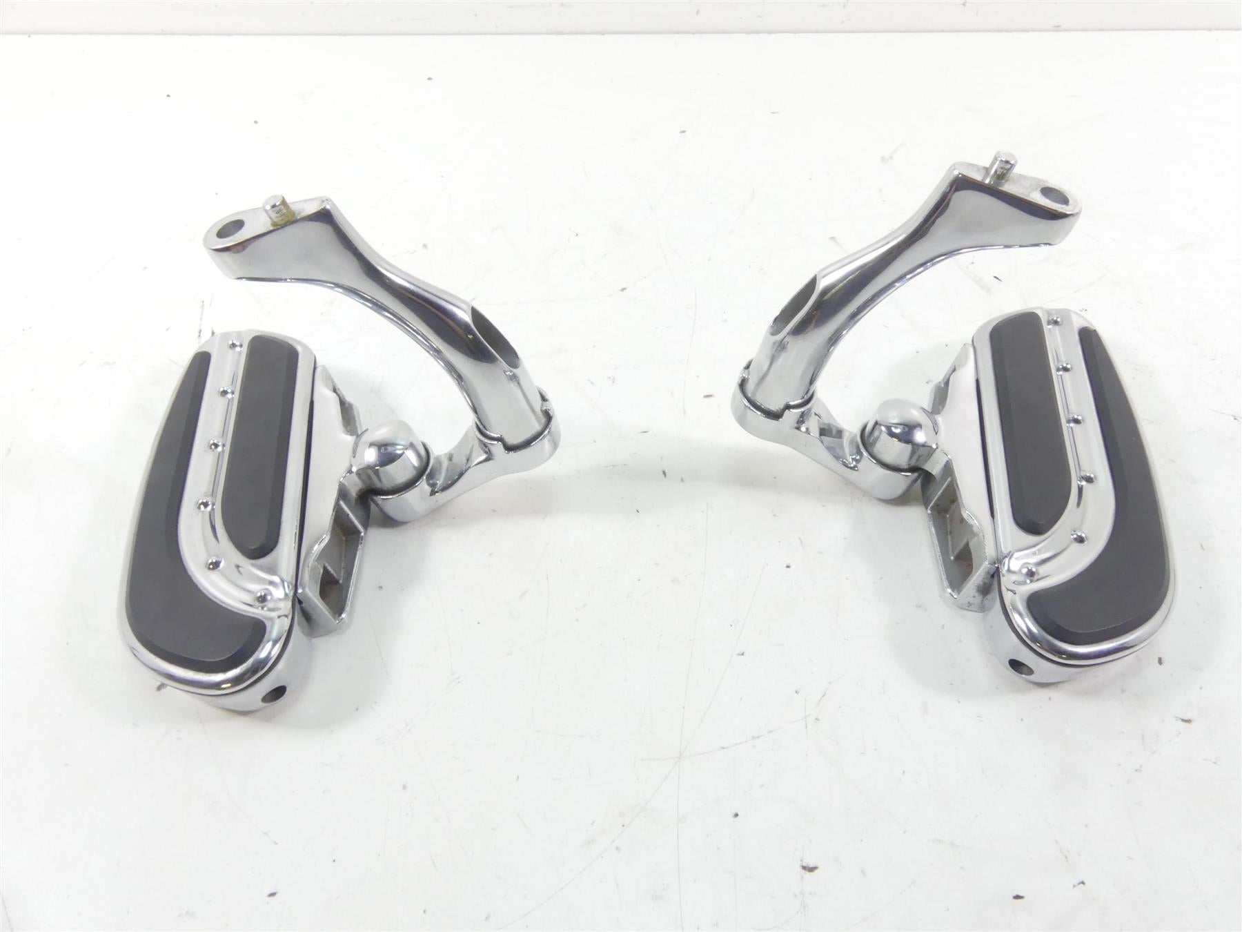 2007 Harley FLHTCU SE2 CVO Electra Glide Passenger Floor Board 50819-07 50823-07 {{ shop.shopifyCountryName }} - Mototech271
