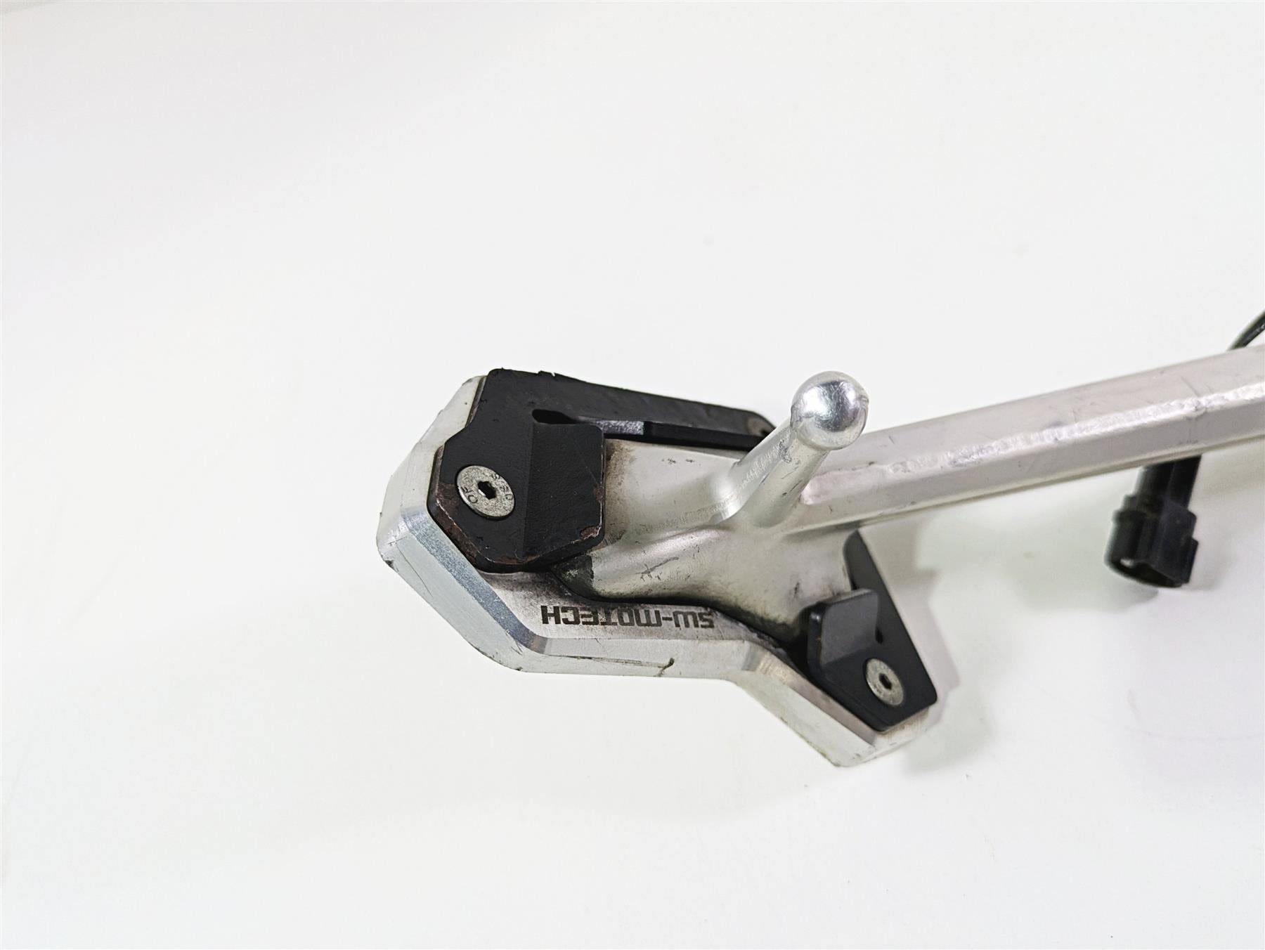 2015 Triumph Tiger Explorer XC Side Kickstand & Mount & Switch T2082130 {{ shop.shopifyCountryName }} - Mototech271