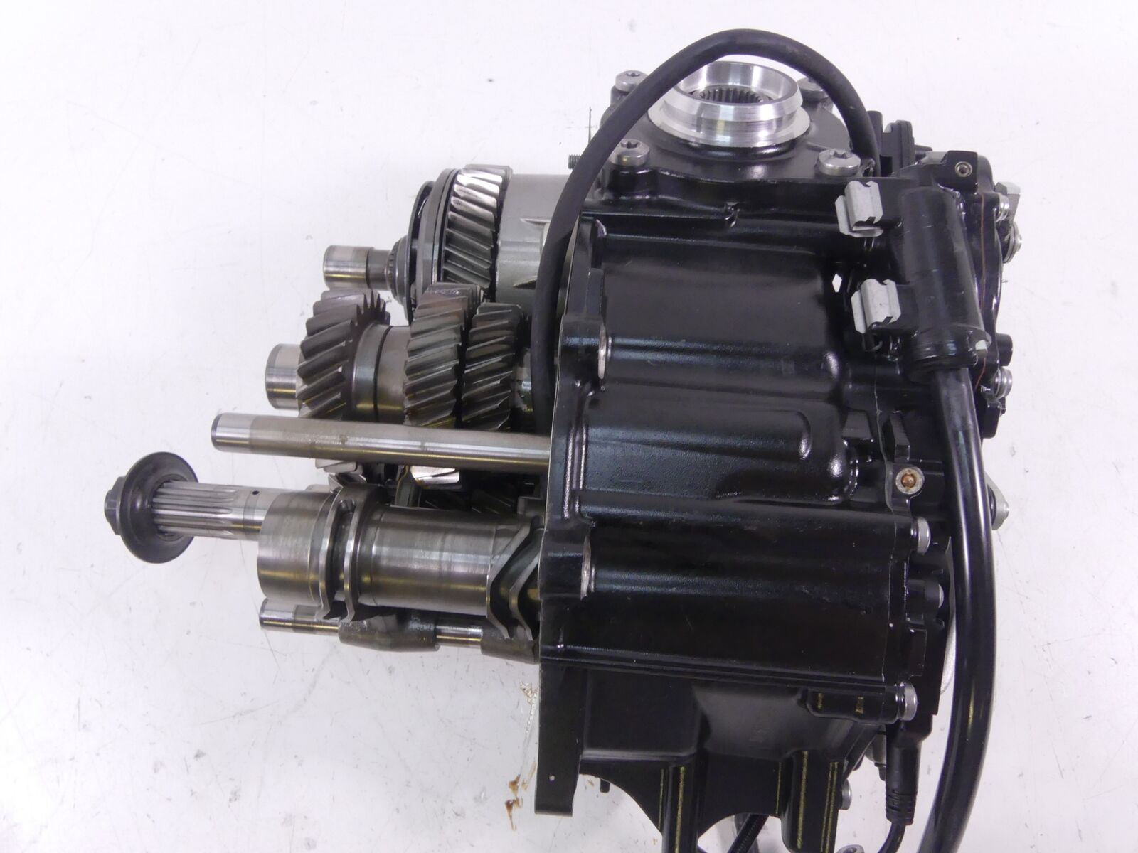 2018 BMW K1600 Bagger Transmission Tranny Gear Box Case Code UAD 23008559510 {{ shop.shopifyCountryName }} - Mototech271
