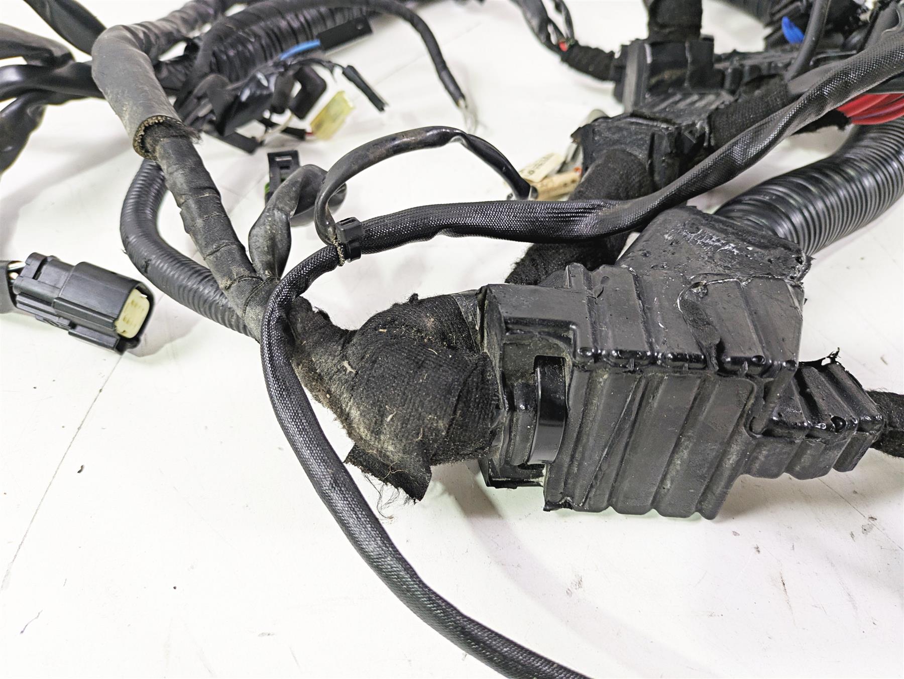 2015 Harley FXDL Dyna Low Rider Main Wiring Harness Loom - NO ABS 71072-12A {{ shop.shopifyCountryName }} - Mototech271