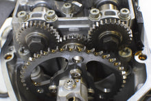 Load image into Gallery viewer, 2016 BMW R1200R R1200 R K53 Right Cylinderhead Cylinder Head -Tested 11128546332
