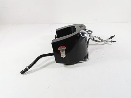 2008 Harley FLSTSB Cross Bones Oil Tank Reservoir & Lines - No Leaks 62492-00B {{ shop.shopifyCountryName }} - Mototech271
