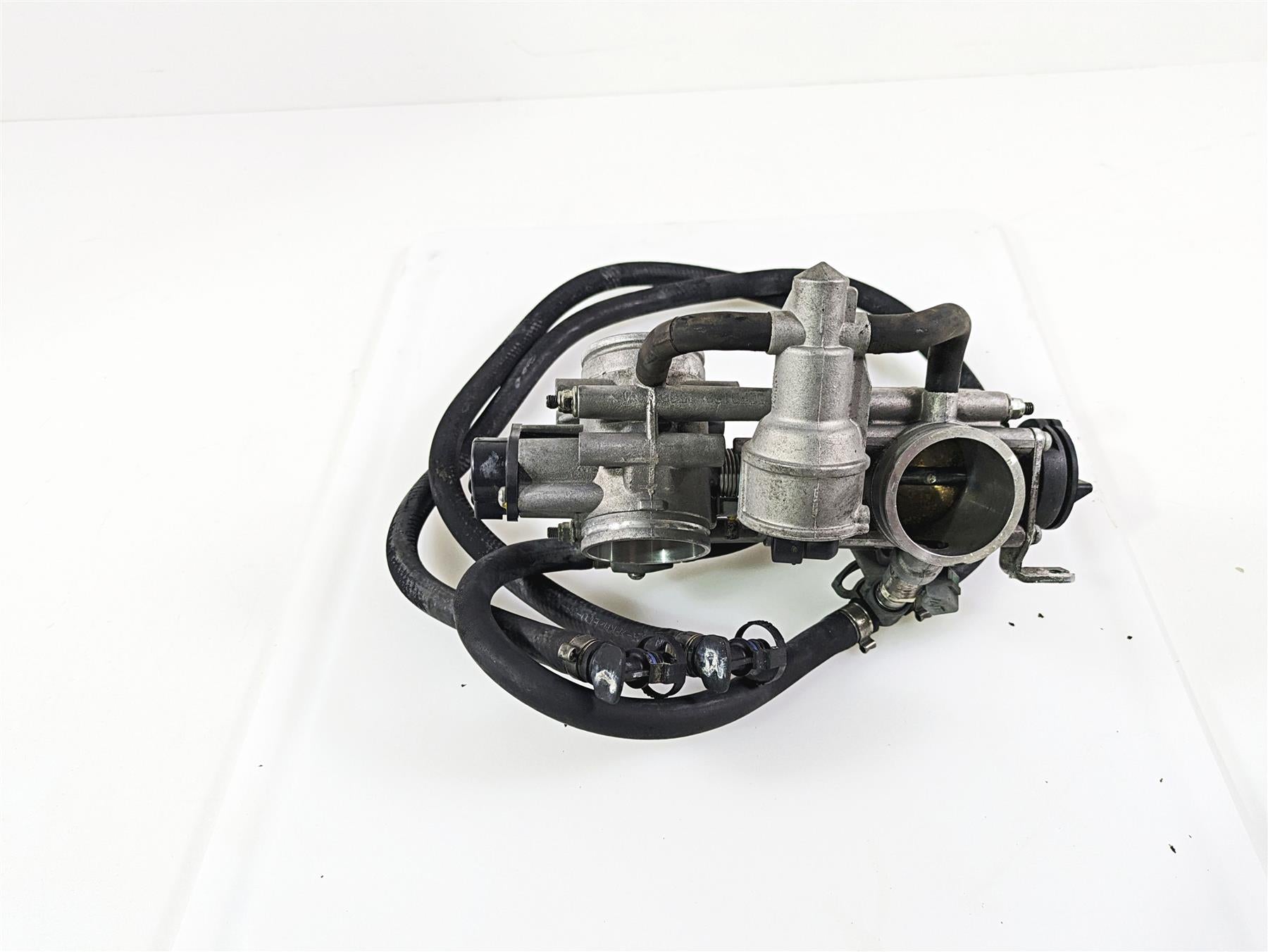 2009 Ducati Multistrada 1100 S Throttle Body Bodies Fuel Injection 28240722A {{ shop.shopifyCountryName }} - Mototech271