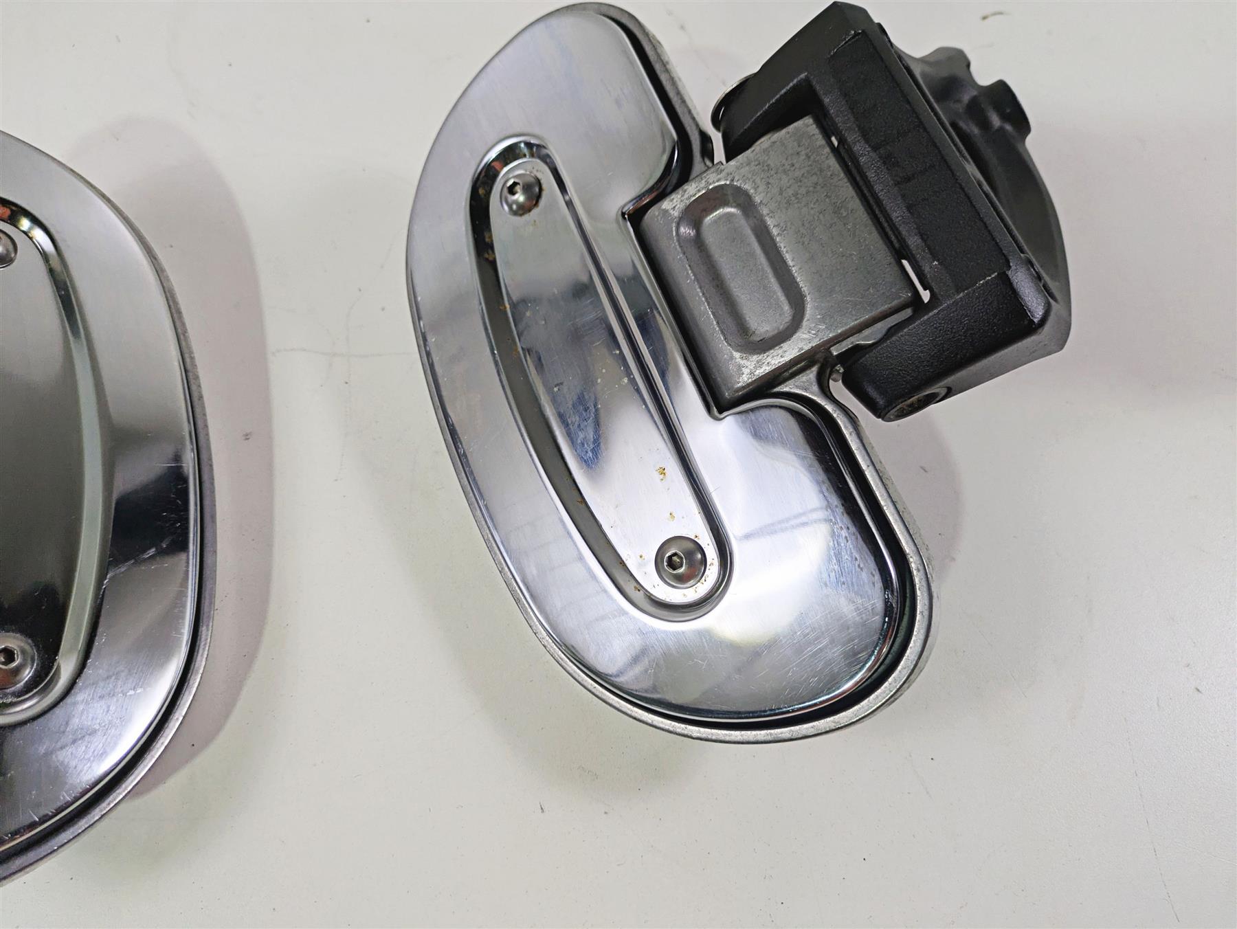 2008 Kawasaki VN1600 Vulcan Nomad Rear Passenger Floorboard Set 35063-0473 {{ shop.shopifyCountryName }} - Mototech271