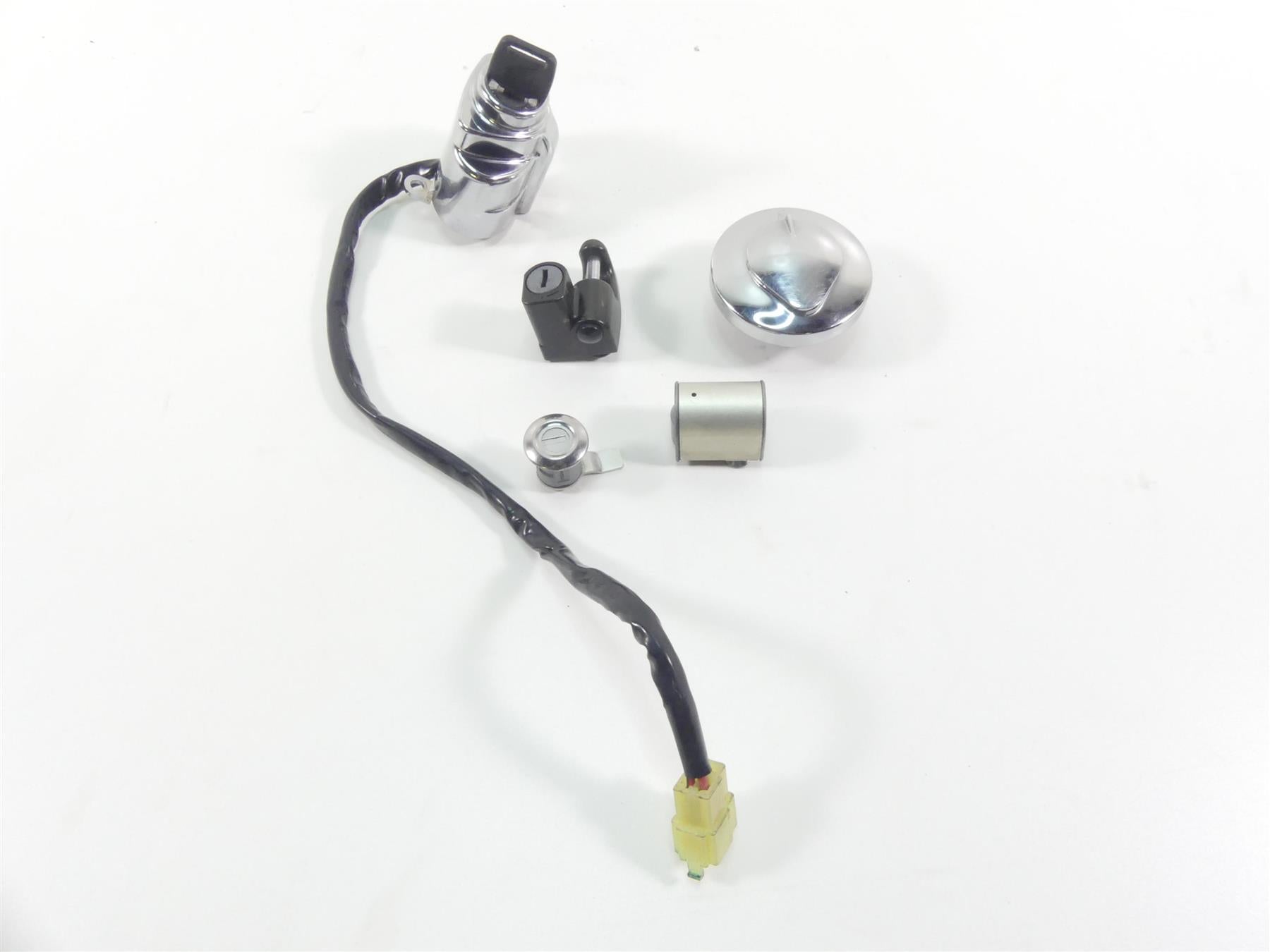 2007 Honda VT1100 C2 Shadow Ignition Switch Key Lock Tank Cap Set 35010-MCK-A00 {{ shop.shopifyCountryName }} - Mototech271