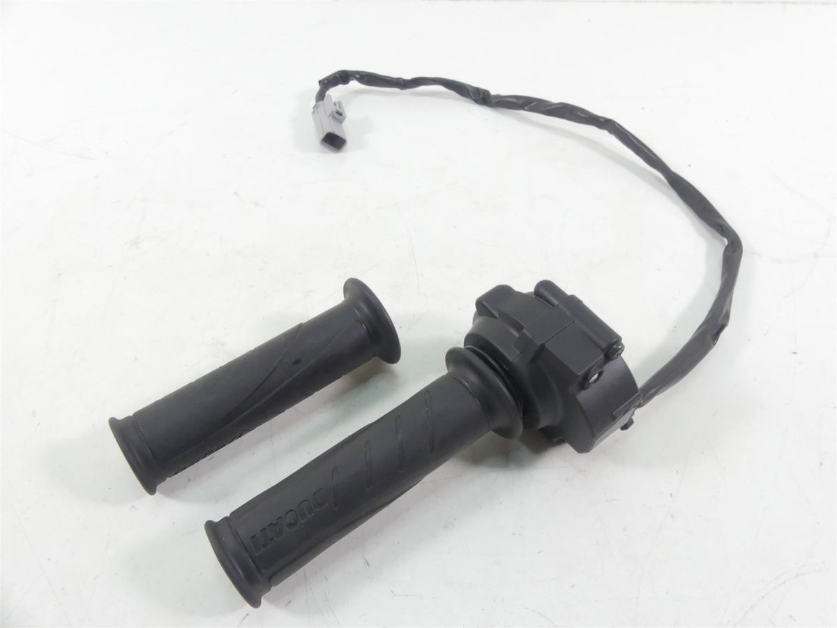 2020 Ducati Panigale V2 Ride Fly By Wire Throttle Sensor Grip Set 66020102B {{ shop.shopifyCountryName }} - Mototech271
