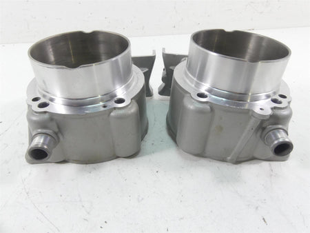 2020 Ducati Multistrada 1260 Enduro Cylinder Jug Piston Set 12022871BG 12022881B {{ shop.shopifyCountryName }} - Mototech271