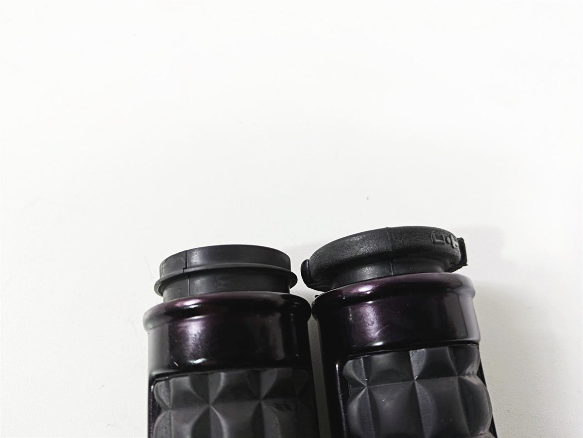 2019 Harley Softail FXDR 114 Dominion Hand Grip Set 56100231 {{ shop.shopifyCountryName }} - Mototech271