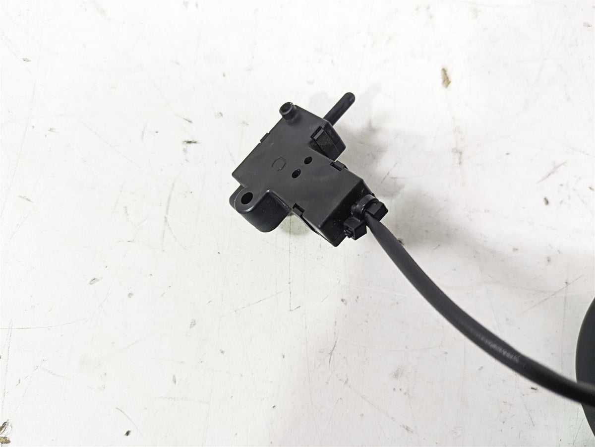 2023 Triumph Street Triple 765 RS Left Turn Signal Control Switch -Read T2044338 {{ shop.shopifyCountryName }} - Mototech271