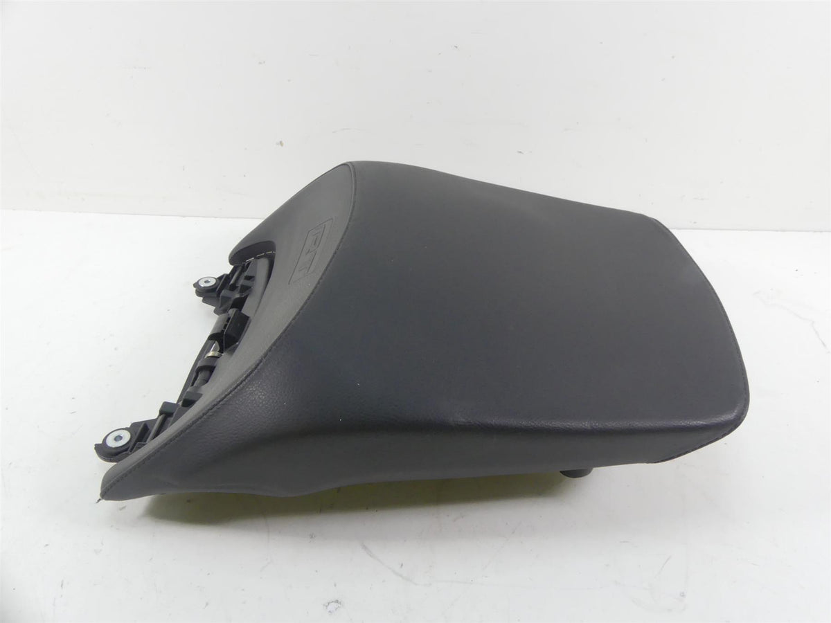 2015 BMW R1200RT K52 Rear Passenger Saddle Seat Heated - Read 52537728824 {{ shop.shopifyCountryName }} - Mototech271