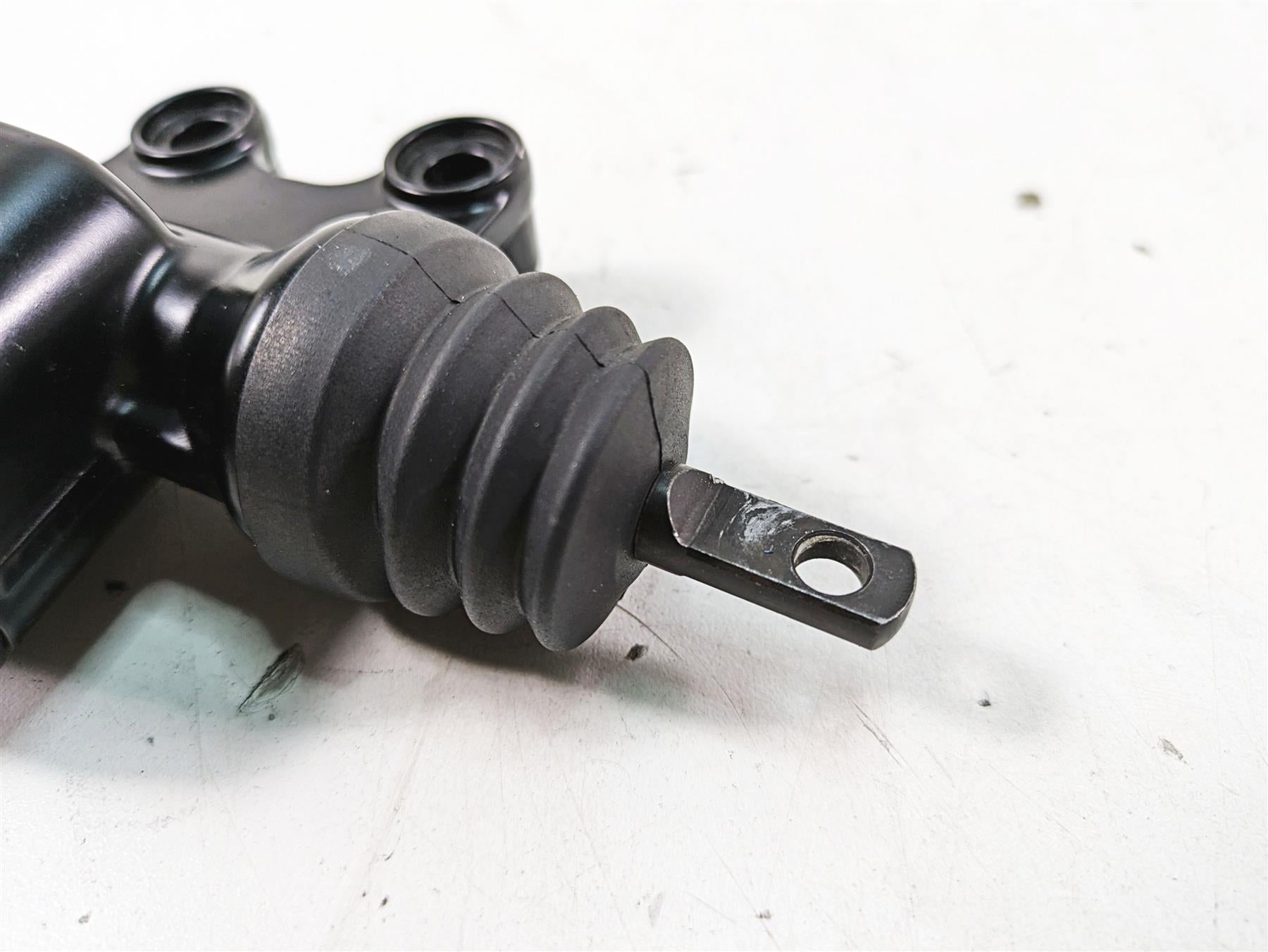 2008 Harley FLHTCU Electra Glide Brembo Rear Brake Master Cylinder 41763-08C {{ shop.shopifyCountryName }} - Mototech271