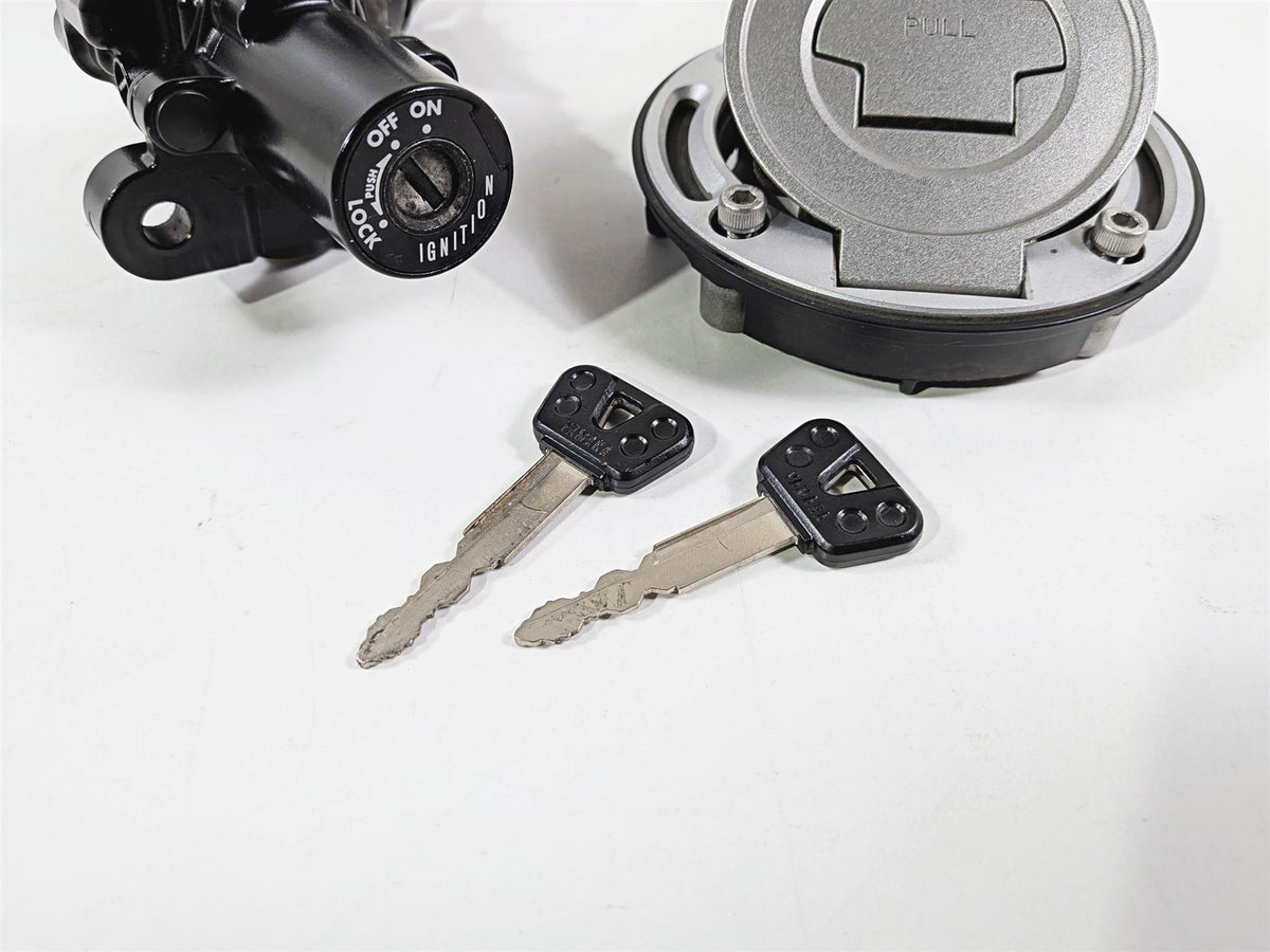 2024 Yamaha YZF R1 RN65 Ignition Switch Key Lock Set B3L-82501-11-00 {{ shop.shopifyCountryName }} - Mototech271