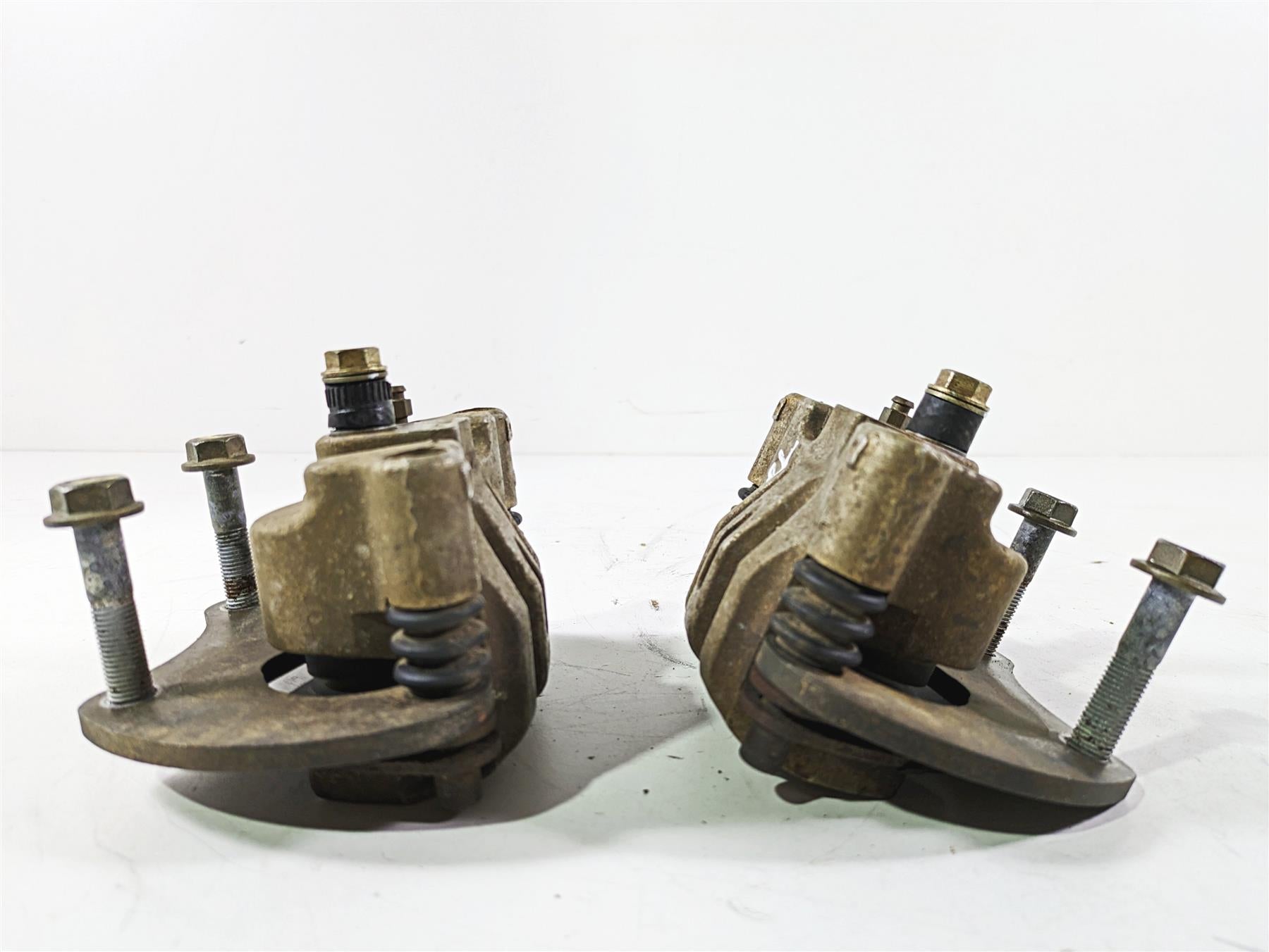 2020 Polaris RZR XP 1000 EPS Rear Brake Caliper Set L 1912141 R 1912142 {{ shop.shopifyCountryName }} - Mototech271