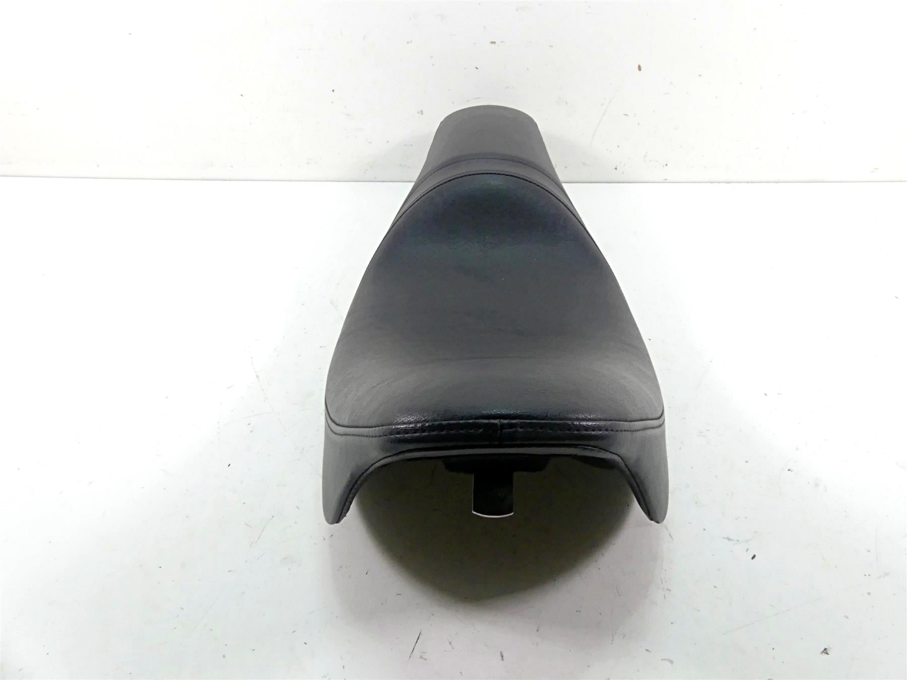 2006 Harley Touring FLHTCU SE E-Glide Drag Specialties Predator Seat 08011061 {{ shop.shopifyCountryName }} - Mototech271