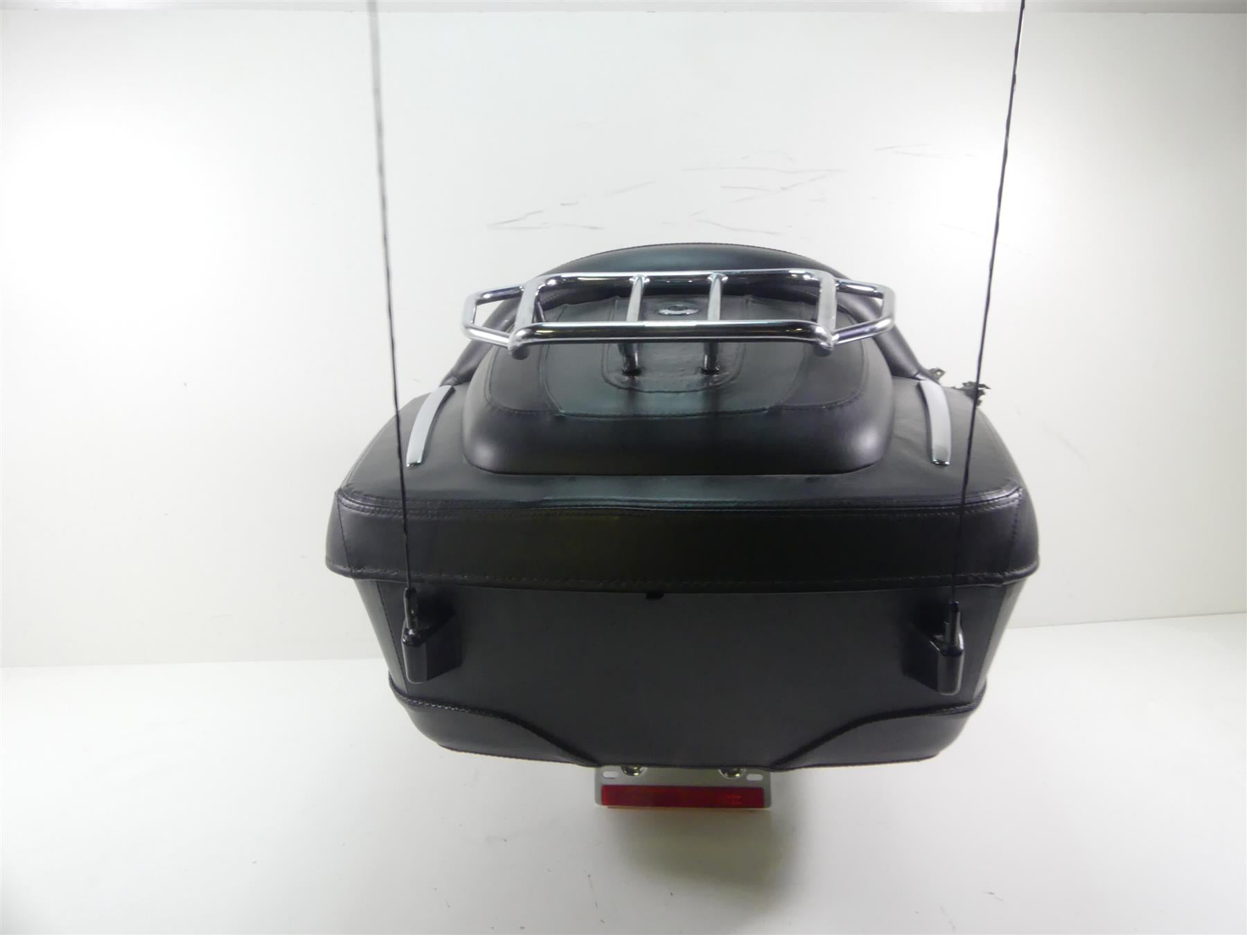 2007 Harley FLHTCU SE CVO Electra Glide Rear Trunk Luggage Box - Read 79127-06 {{ shop.shopifyCountryName }} - Mototech271