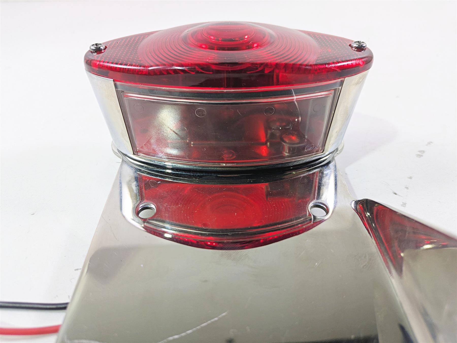 2008 Ultima Motorcycles Fat Bastard Side Chrome Plate Holder & Taillight Set {{ shop.shopifyCountryName }} - Mototech271