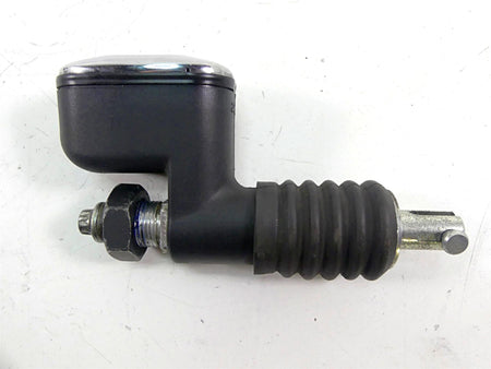 2006 Harley Touring FLHTCU SE E-Glide Rear Brake Master Cylinder 46467-05 {{ shop.shopifyCountryName }} - Mototech271