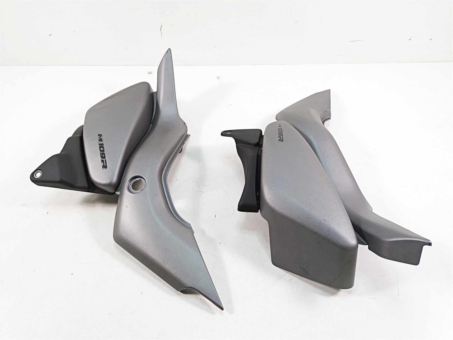 2016 Suzuki M109R VZR1800 Side Cover Fairing Set - Read 47211-48G0 {{ shop.shopifyCountryName }} - Mototech271