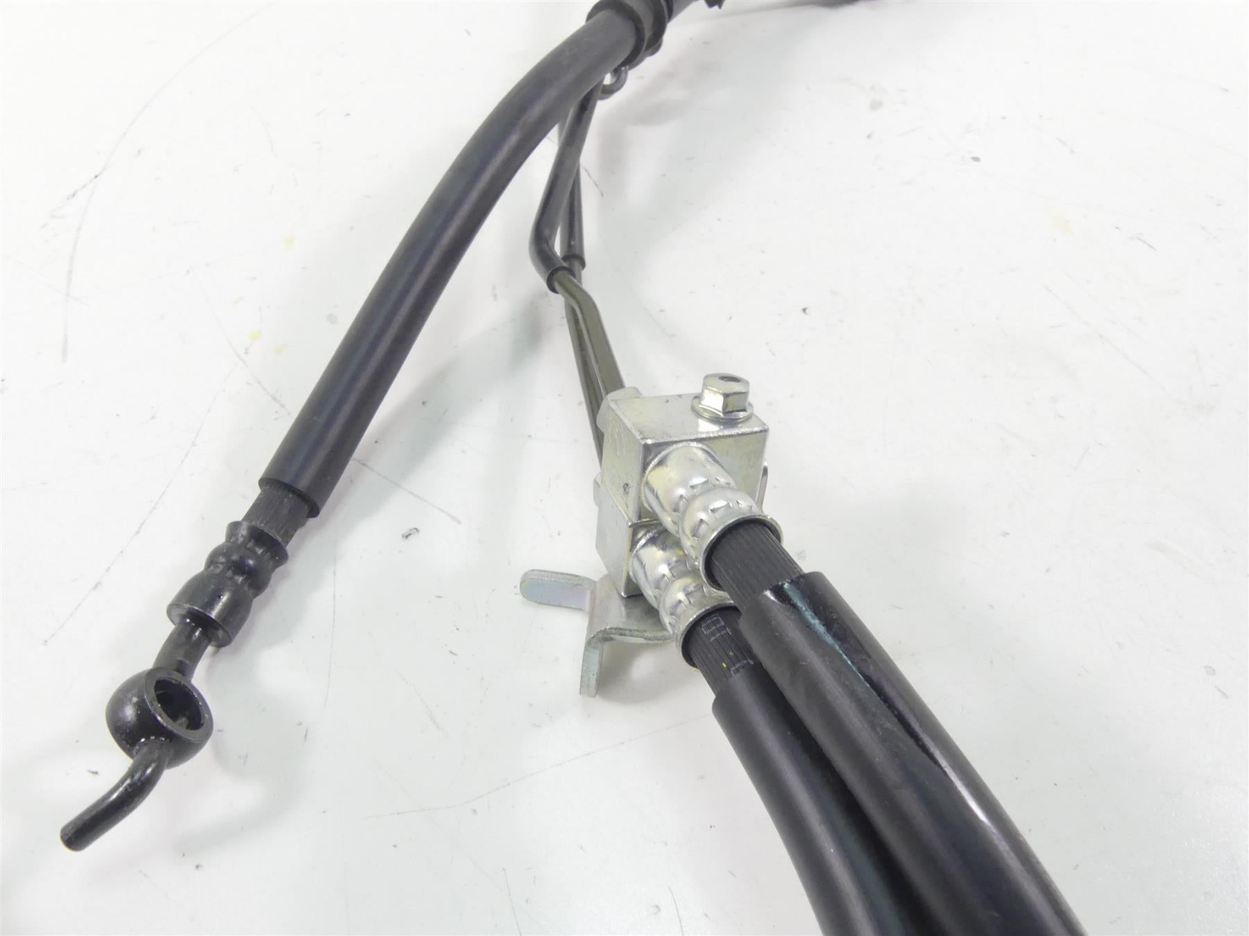 2022 Yamaha MT09 FZ09 Rear Abs Brake Line Hose Set B7N-2581K-00-00 {{ shop.shopifyCountryName }} - Mototech271