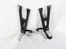Load image into Gallery viewer, 2016 Suzuki GSXR1000 Rear Passenger Foot Peg Set 43600-47H40 43611-37H10 | Mototech271
