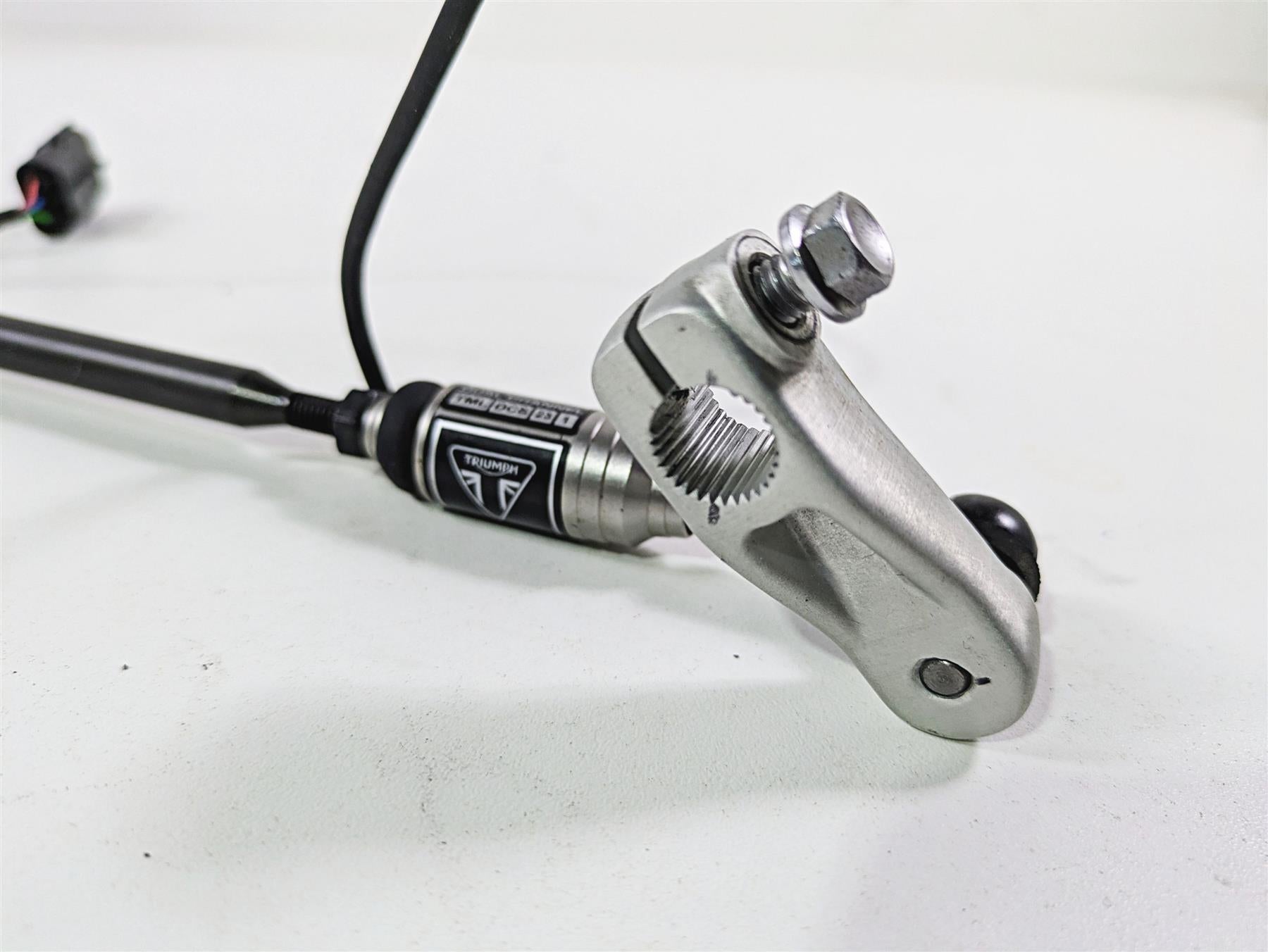 TRIUMPH クイックシフターセンサー T2082984 2023 Triumph Street Triple 765 RS Quickshifter Shift Assist Dual