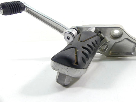 2012 Yamaha VMX17 VMAX 1700 Left Footpeg Foot Peg & Shifter Set 2S3-27442-00-00 {{ shop.shopifyCountryName }} - Mototech271