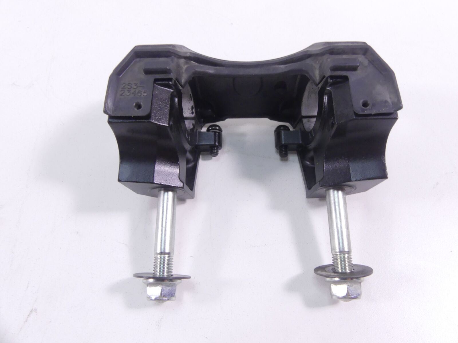 2019 Yamaha VMX17 V-Max 1700 Handlebar Handle Bar Riser Set 2S3-23441-01-00 {{ shop.shopifyCountryName }} - Mototech271