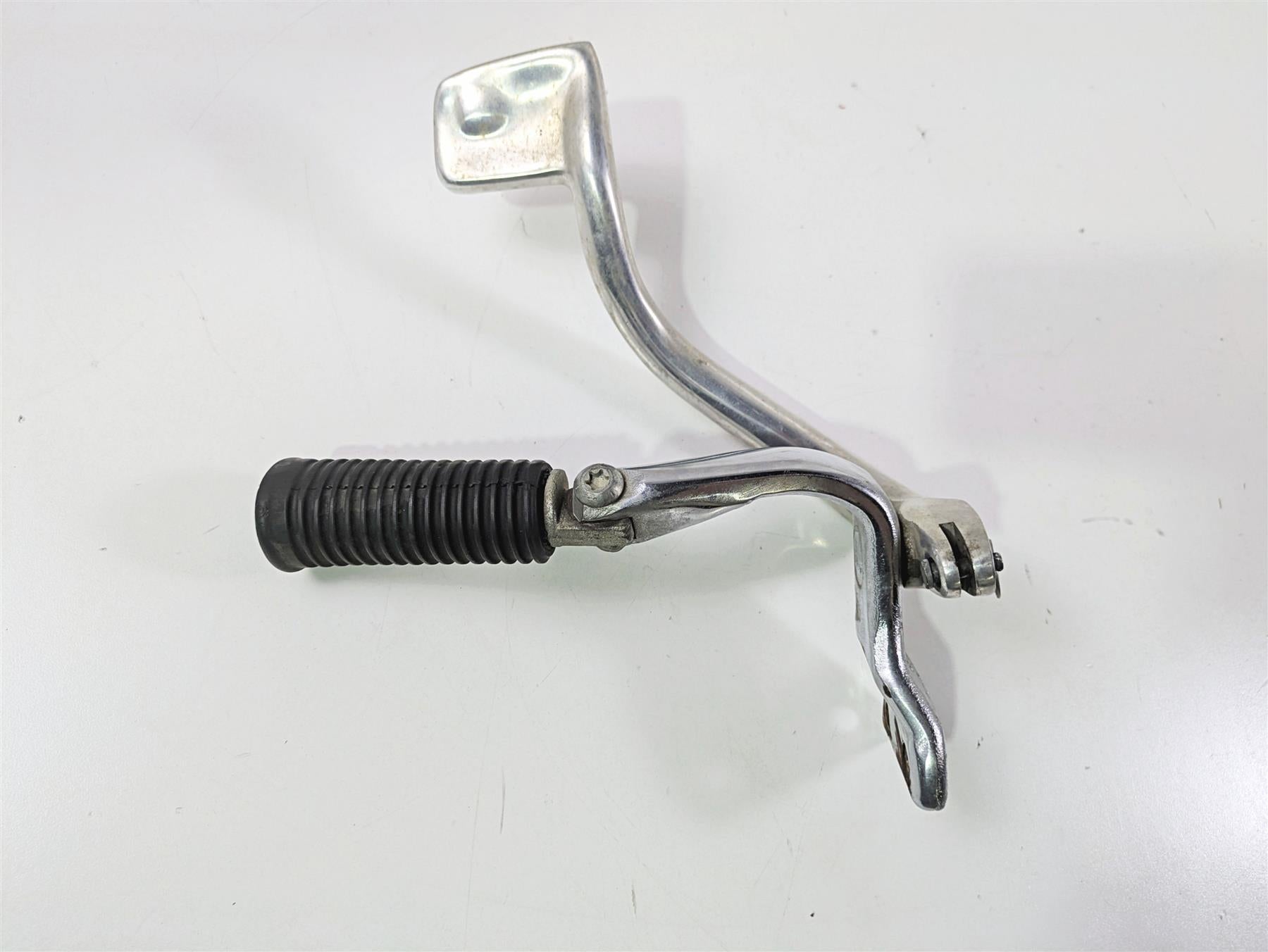 2010 Harley Dyna FXDB Street Bob Front Right Foot Peg & Brake Pedal Set 50666-07 {{ shop.shopifyCountryName }} - Mototech271