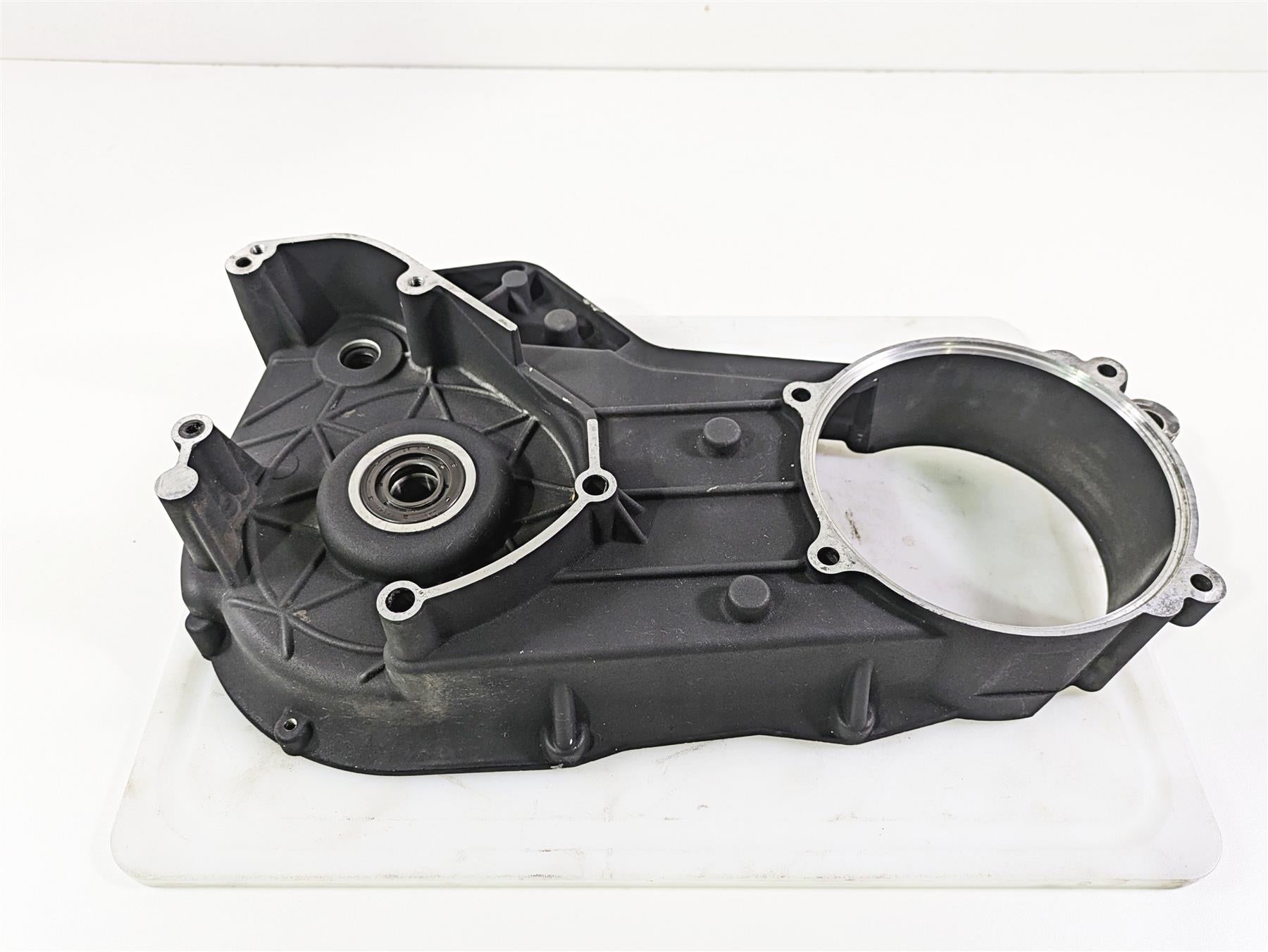 2005 Harley Touring FLHRI Road King Inner Primary Drive Clutch Cover 60677-01B {{ shop.shopifyCountryName }} - Mototech271