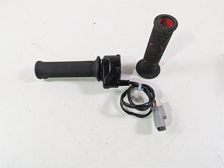 2013 Ducati Hypermotard 821 SP Ride By Wire Throttle Grip Set 66020034E {{ shop.shopifyCountryName }} - Mototech271