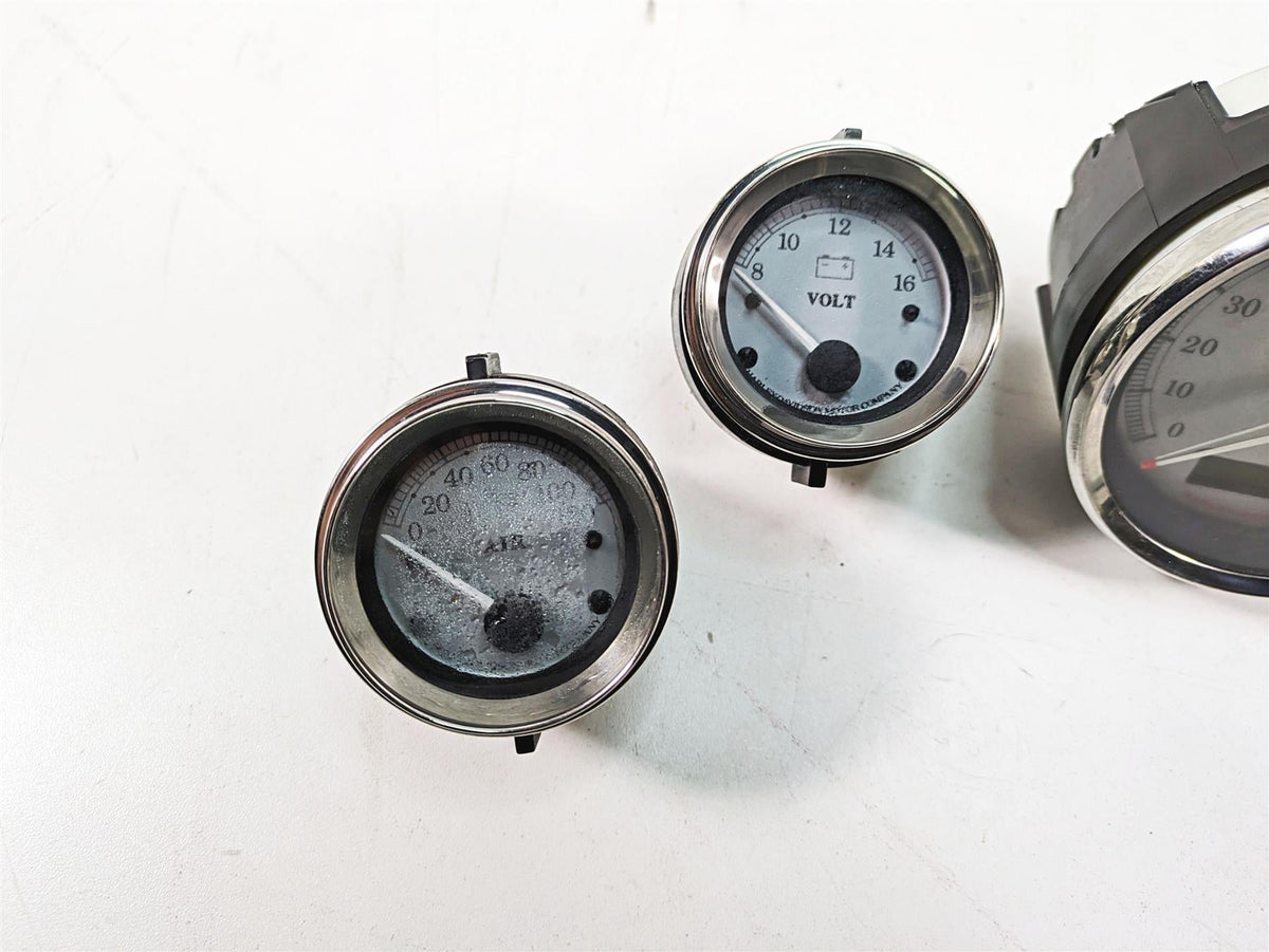 2006 Harley Touring FLHXI Street Glide Speedometer Tach Gauges Set Read 67261-08 {{ shop.shopifyCountryName }} - Mototech271