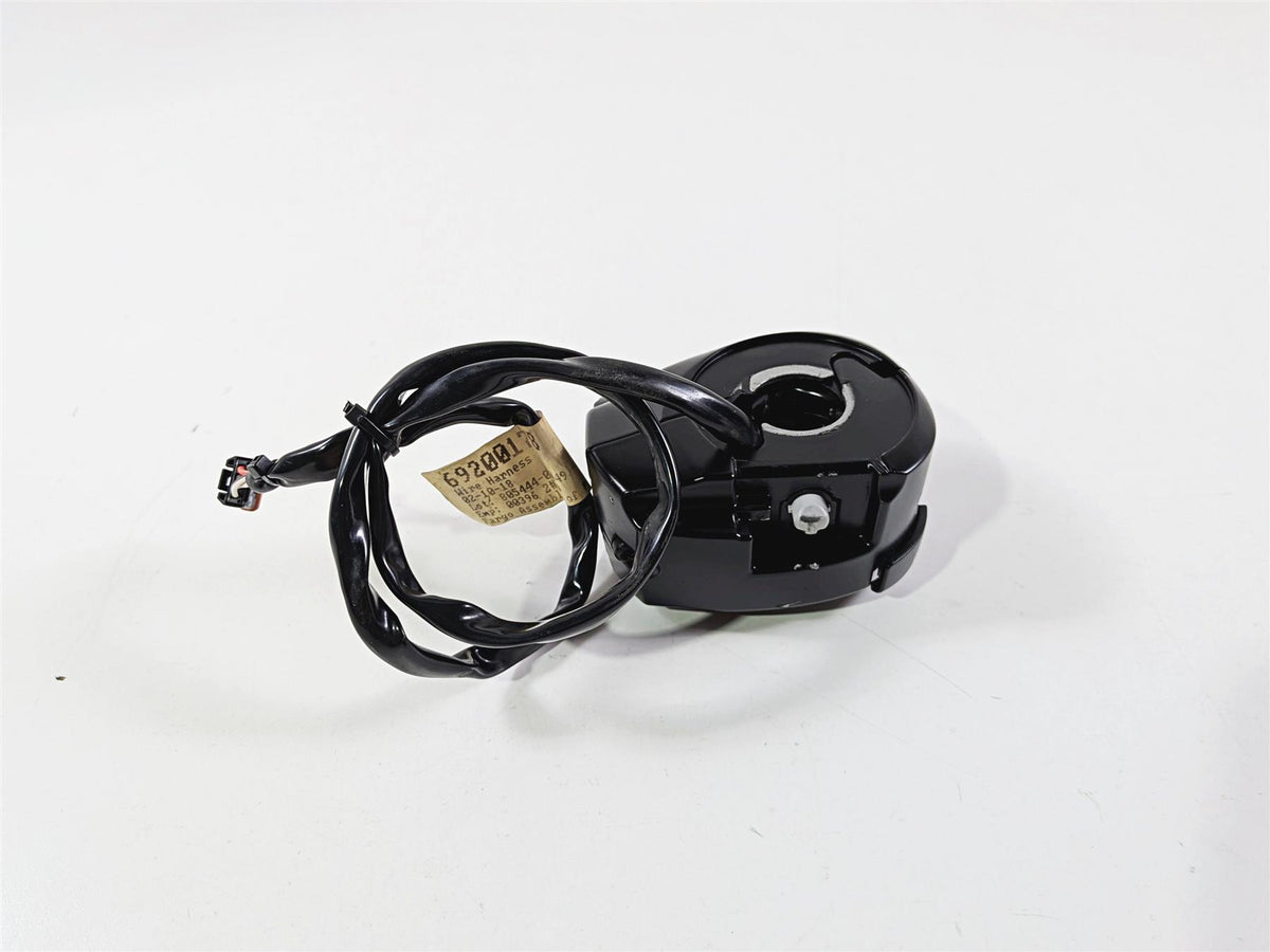 2018 Harley Touring FLHTCU Electra Glide Left Hand Control Switch Cruise 69200178-Mototech271