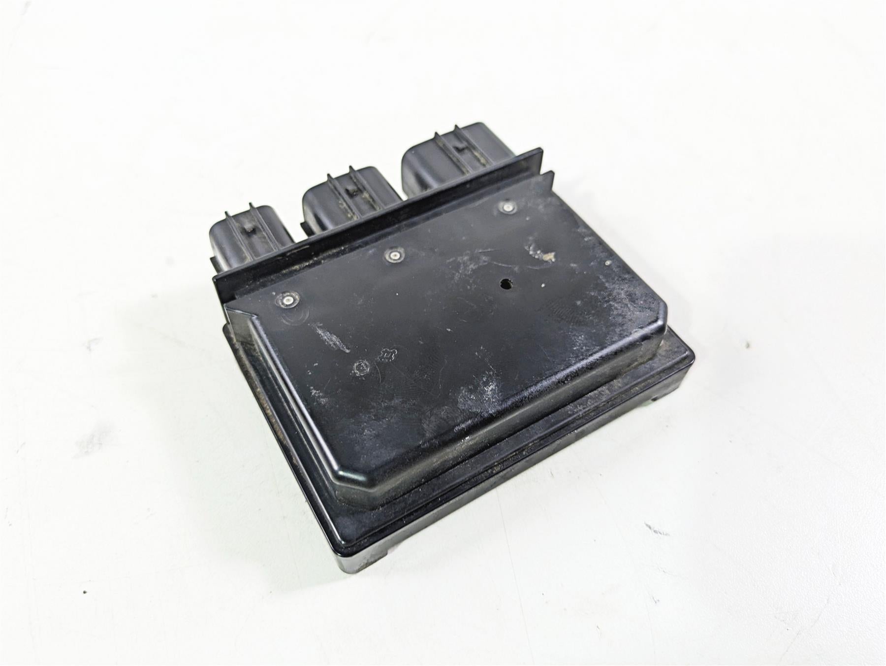 2011 Kawasaki EX650R Ninja Junction Relay Box 27002-0007 27002-0050 {{ shop.shopifyCountryName }} - Mototech271