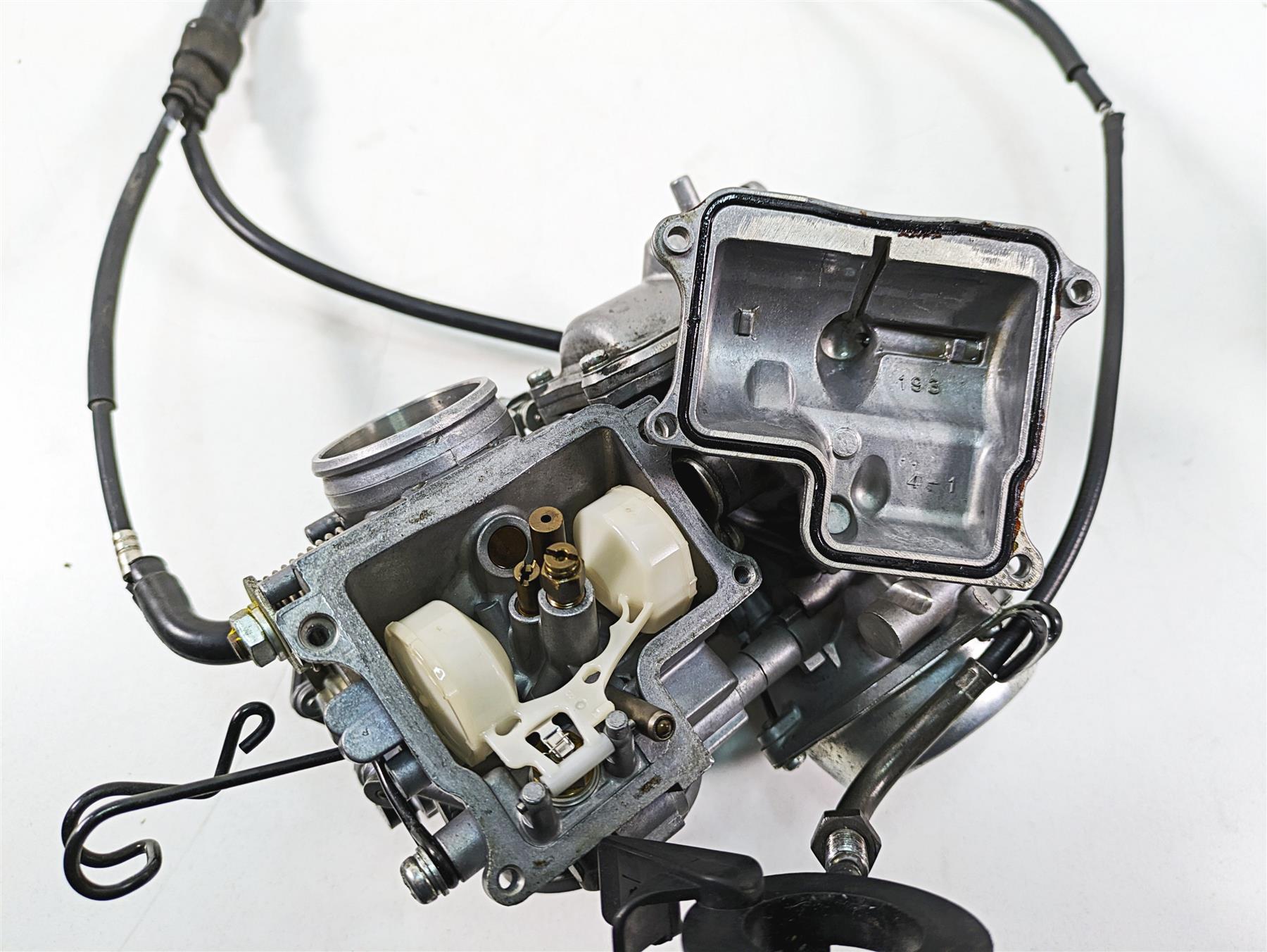 2006 Honda VT1100 C2 Shadow Keihin Carburetor Carb 16100-MCK-A71 16101-MCK-A71 {{ shop.shopifyCountryName }} - Mototech271