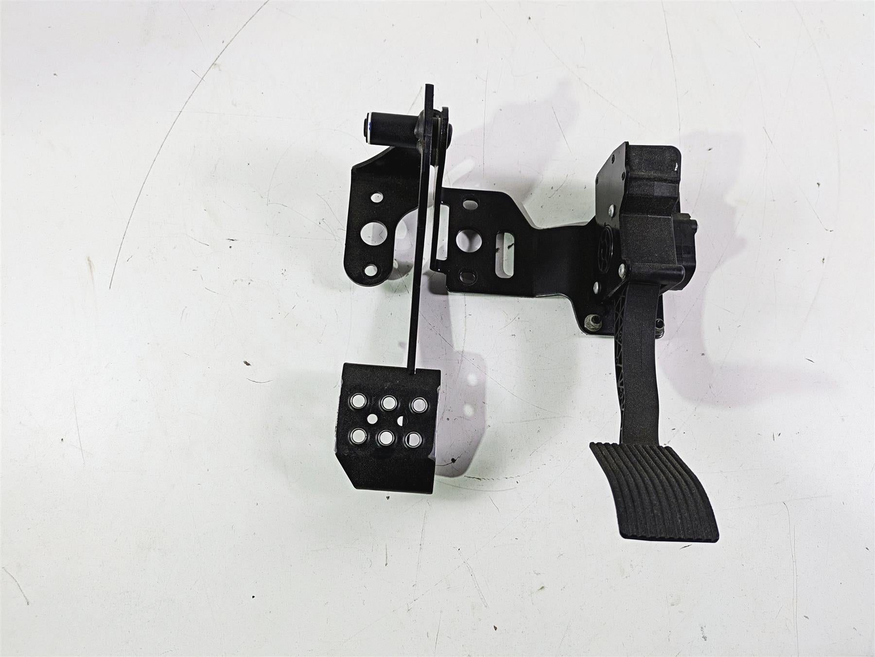 2022 Polaris Ranger 1000 Premium Accelerator & Brake Pedal + Mount 4080107 {{ shop.shopifyCountryName }} - Mototech271