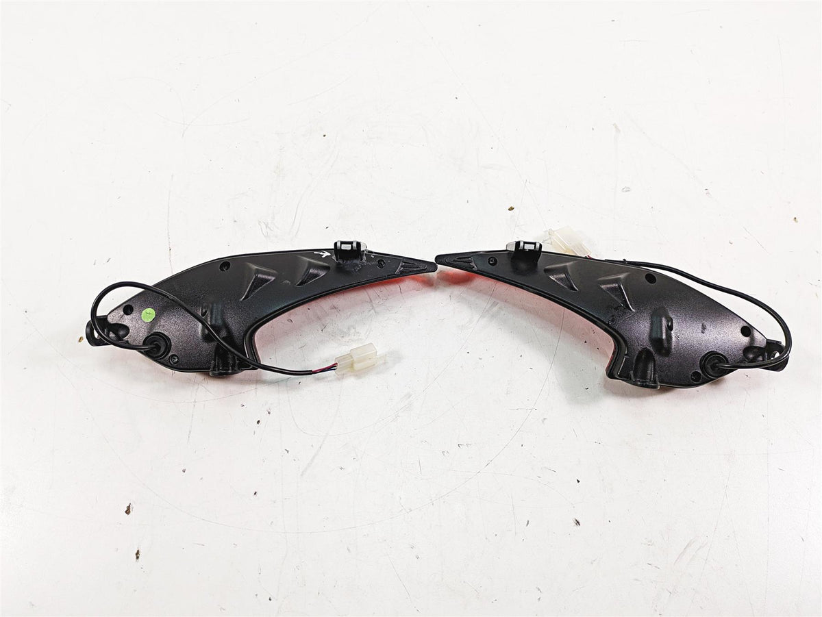 2017 Mv Agusta Dragster 800 Left Right Taillight Tail Lights 8000B8822 8000B8823 {{ shop.shopifyCountryName }} - Mototech271