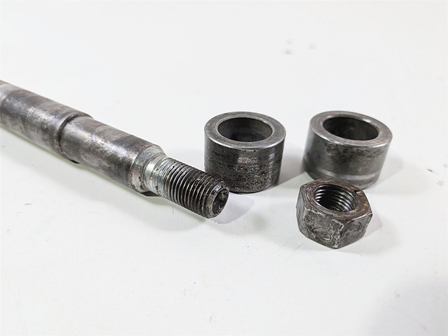 1990 Harley Touring FLHTC Electra Glide Front Wheel Spindle Axle 3/4" 43346-83B {{ shop.shopifyCountryName }} - Mototech271