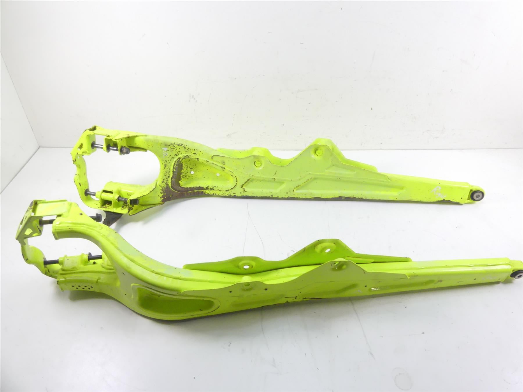 2020 Can Am Maverick X3 XMR Turbo RR Rear L+R Trailing Arm Set -Read 706004609 {{ shop.shopifyCountryName }} - Mototech271