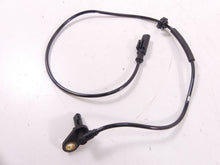 Load image into Gallery viewer, 2018 Kawasaki ZX6R ZX636 Ninja Front Abs Brake Wheel Speed Sensor 21176-0737
