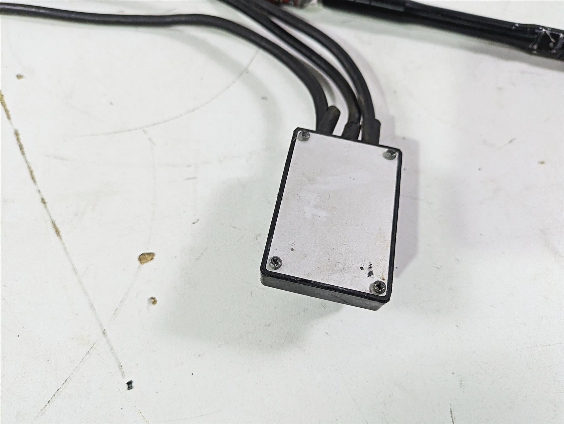 2005 Yamaha YZFR1 YZF R1 Quickshifter Intellishift Module Set 4-130 {{ shop.shopifyCountryName }} - Mototech271