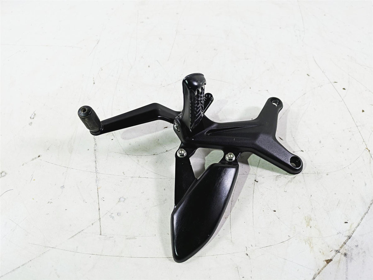 2022 MV Agusta F3 800 Rosso Left Front Footpeg & Shifter Set 80A0B7474 {{ shop.shopifyCountryName }} - Mototech271