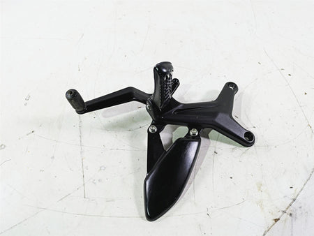 2022 MV Agusta F3 800 Rosso Left Front Footpeg & Shifter Set 80A0B7474 {{ shop.shopifyCountryName }} - Mototech271