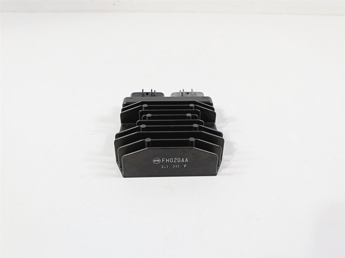 2012 Yamaha XV1900 Raider S Voltage Regulator Rectifier 1D7-81960-00-00 FH020AA {{ shop.shopifyCountryName }} - Mototech271