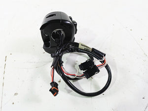 2016 Harley Touring FLTRX Road Glide Right Hand Control Switch 71500129C
